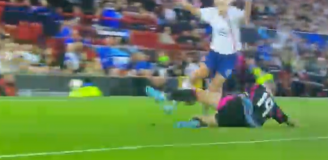 Tak Leonardo Bonucci BRONI na meczu charytatywnym xD [VIDEO]
